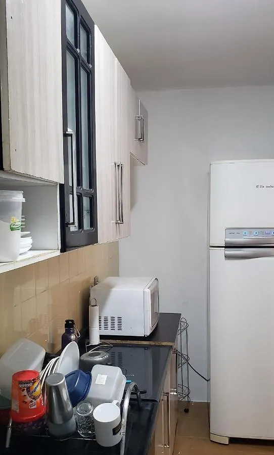 公寓 Quarto Em Apartamento Centro 克里西玛 巴西